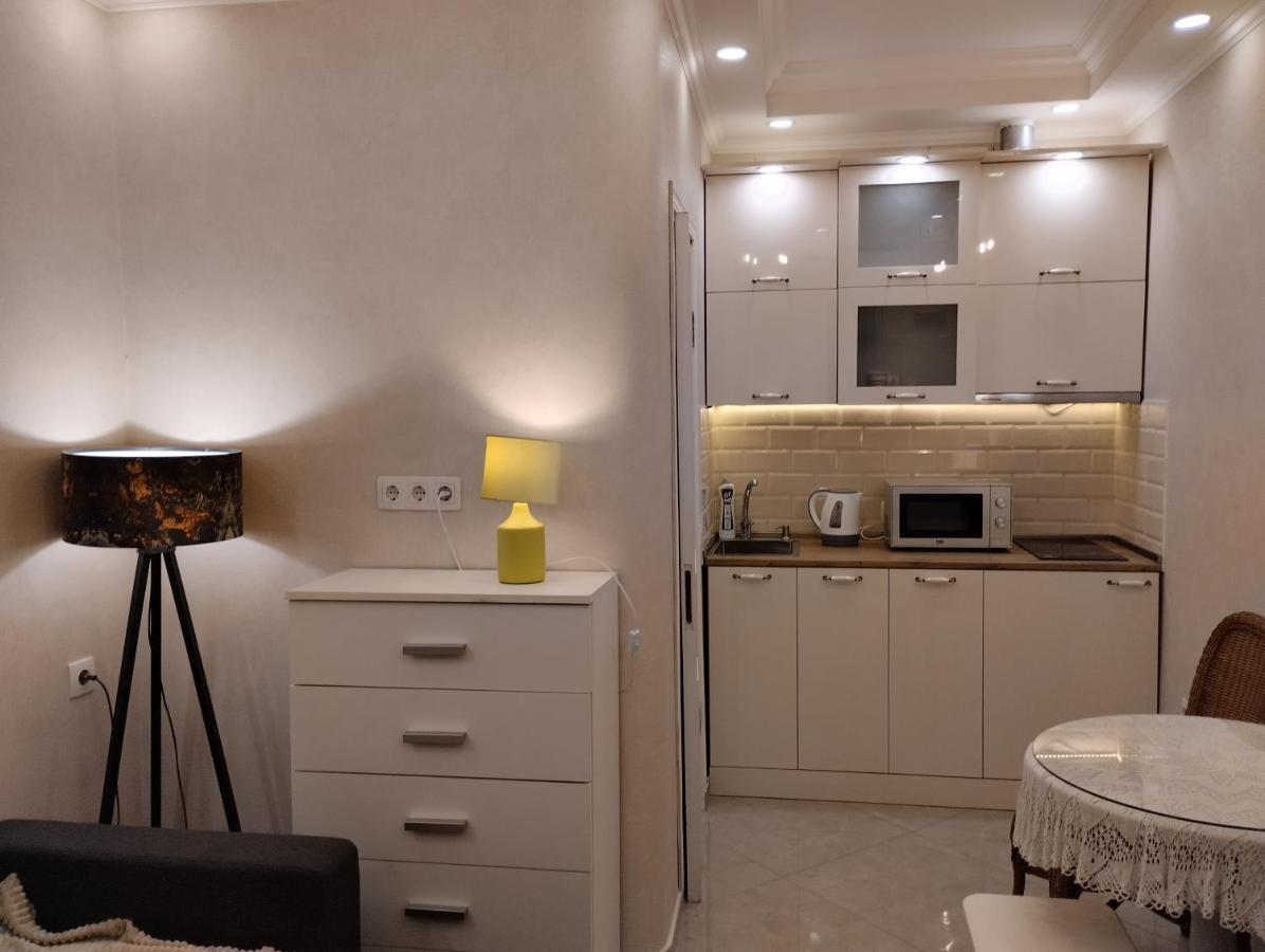 Room In Sololaki Tbilisi Ngoại thất bức ảnh